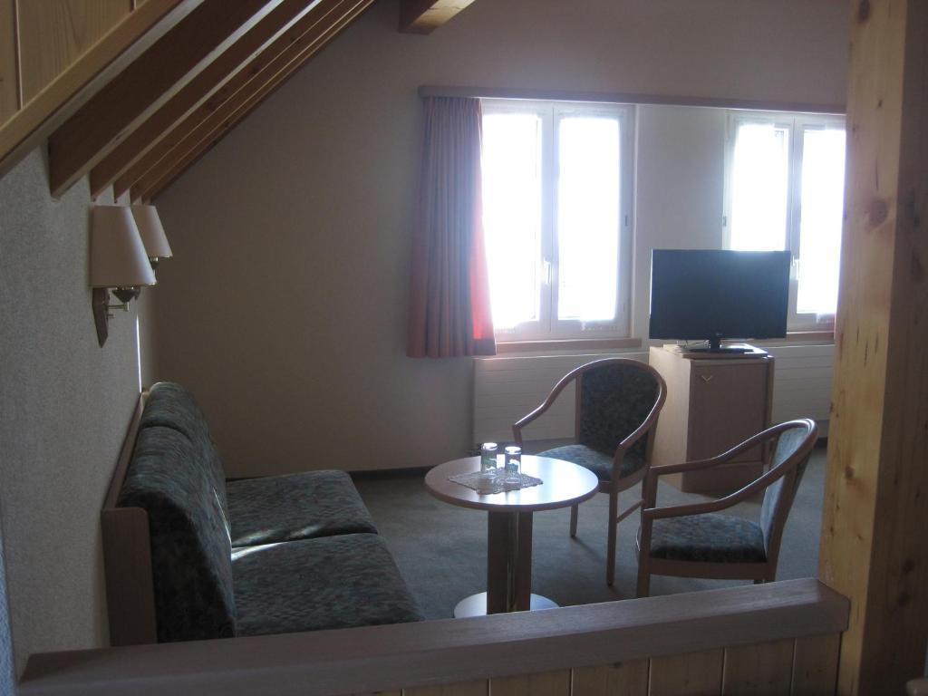 Hotel Des Alpes Realp Pokój zdjęcie