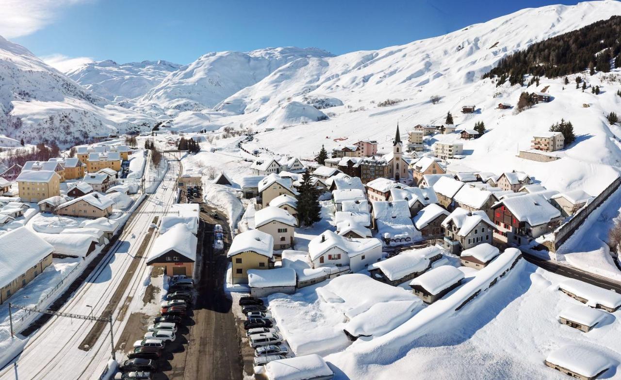 Hotel Des Alpes Realp Zewnętrze zdjęcie